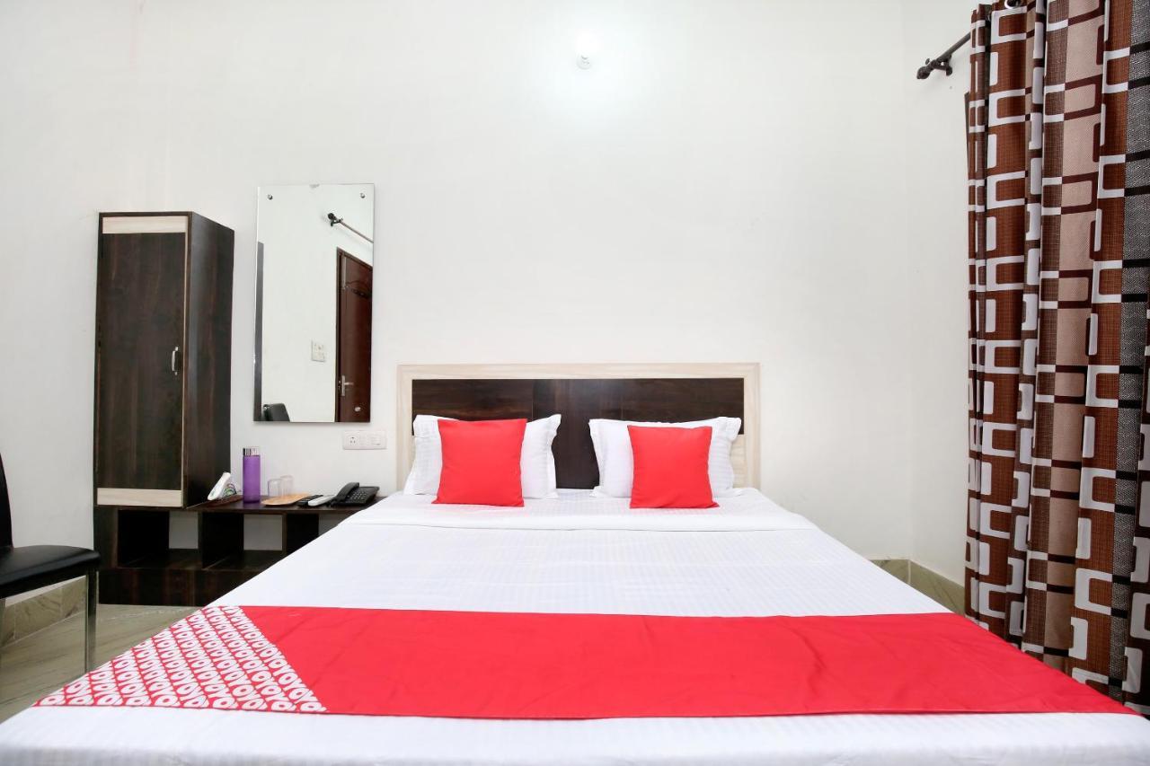 Oyo 24666 Samar Residency Hotel Amritszár Kültér fotó