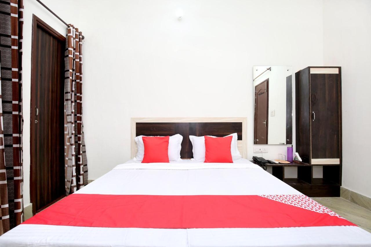 Oyo 24666 Samar Residency Hotel Amritszár Kültér fotó