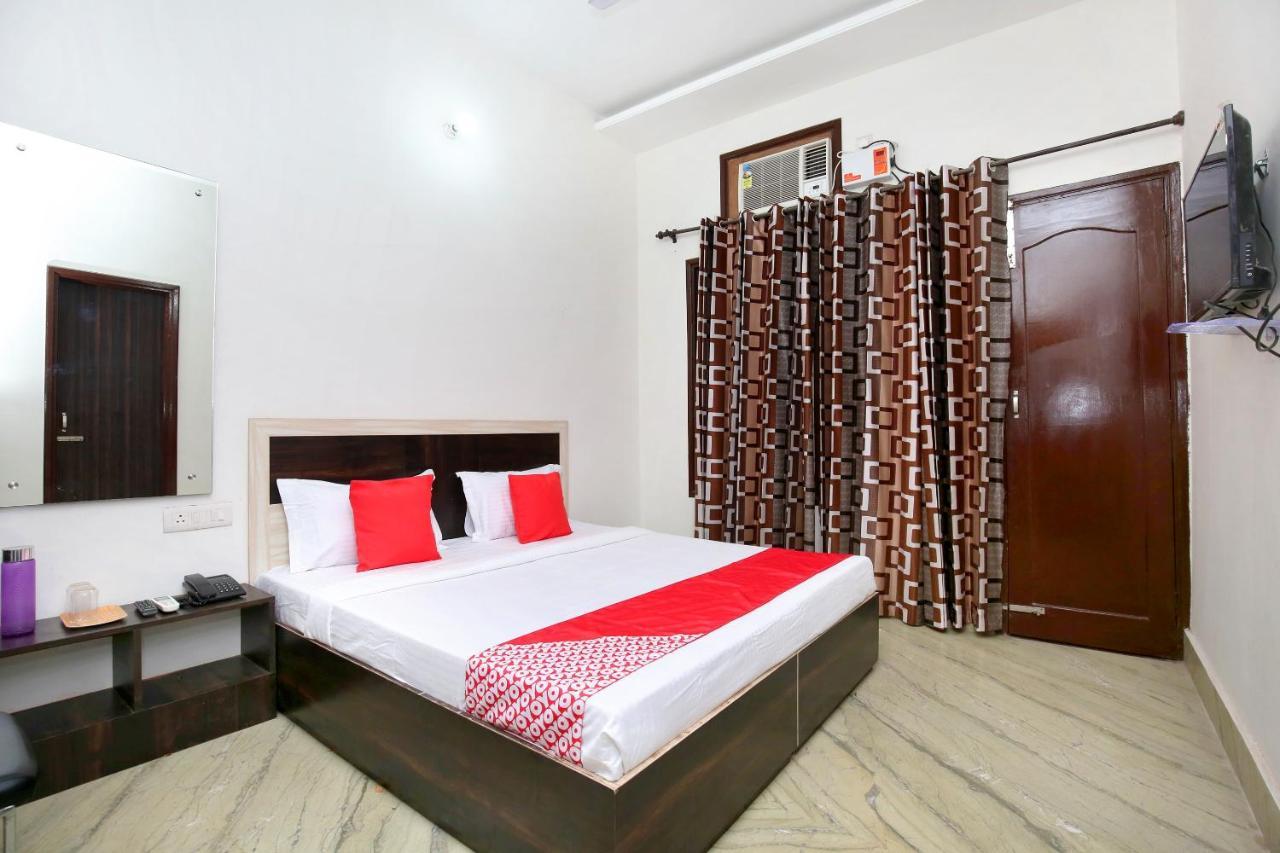 Oyo 24666 Samar Residency Hotel Amritszár Kültér fotó