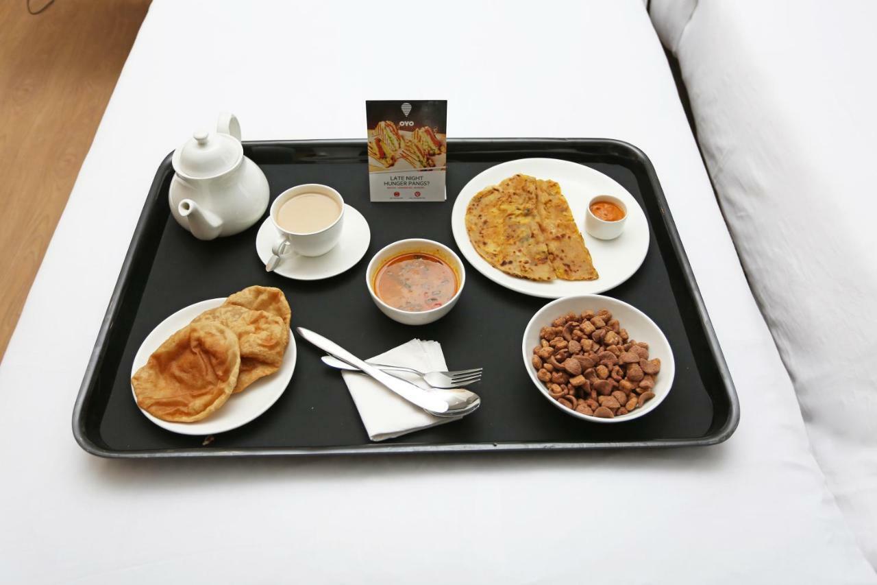 Oyo 24666 Samar Residency Hotel Amritszár Kültér fotó